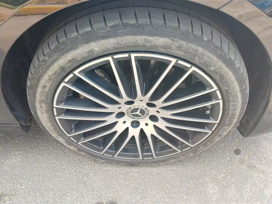 Mercedes-Benz C-Class 2023