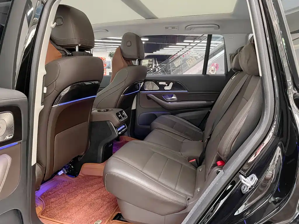 Mercedes-Benz GLS 2023 — фото 24
