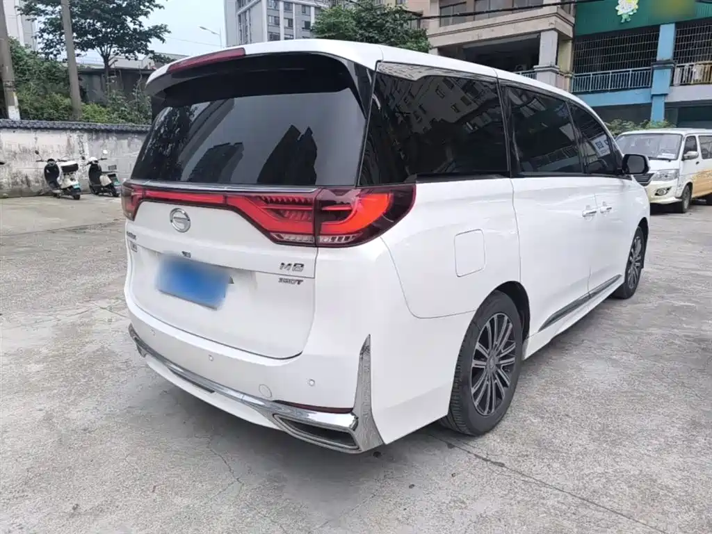 GAC Motor Trumpchi M8 2022 — фото 7