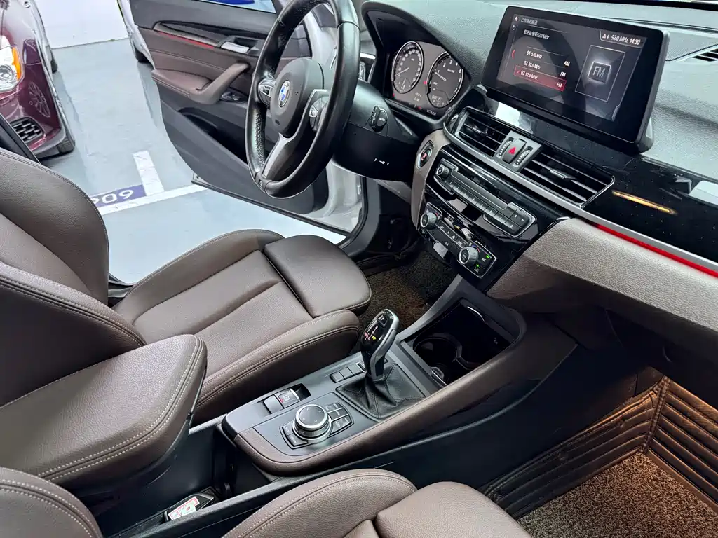 BMW X1 2022 — фото 12