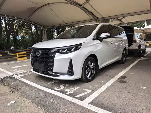 GAC Trumpchi M6 2022