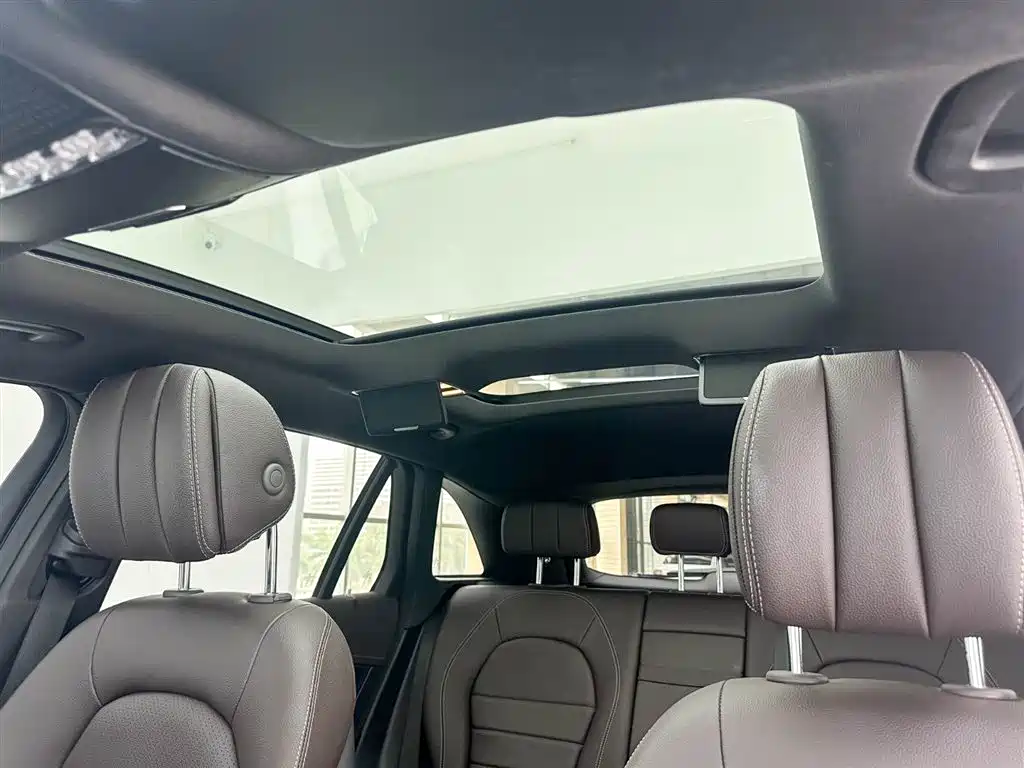 Mercedes-Benz GLC 2021 — фото 25