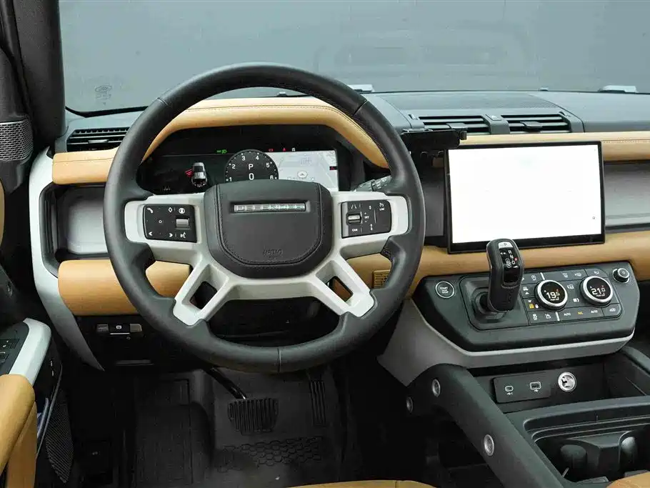 Land Rover Defender 2024 — фото 7