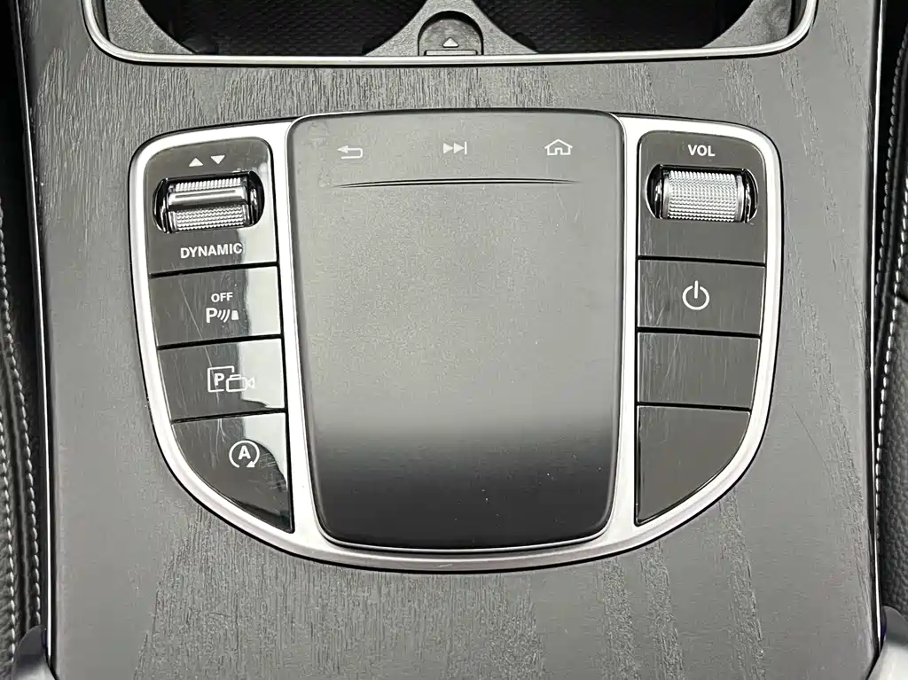 Mercedes-Benz C-Class 2022 — фото 23