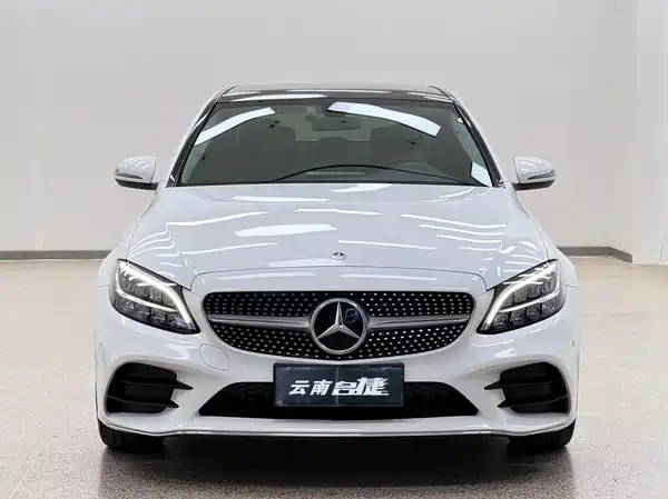 Mercedes-Benz C-Class 2022