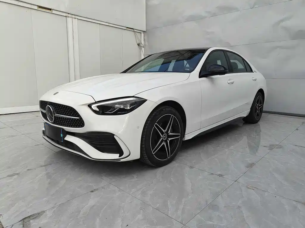 Mercedes-Benz C-Class 2025