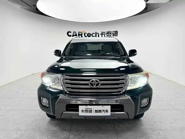 Toyota Land Cruiser 2012