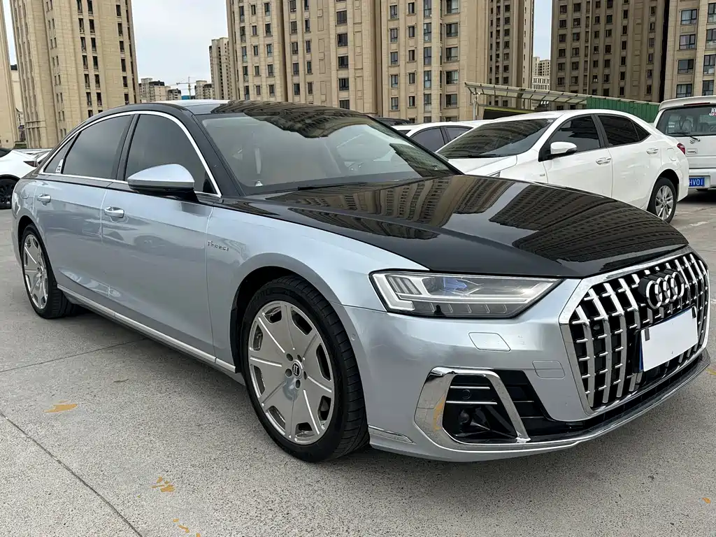 Audi A8 2022 — фото 3