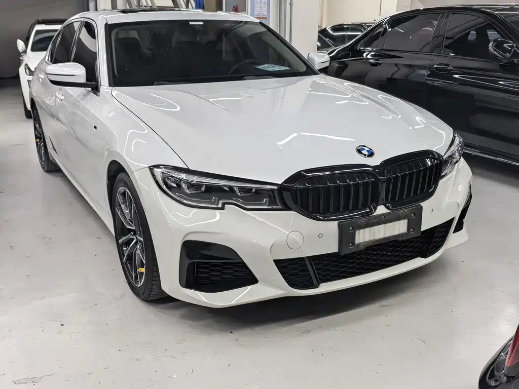 BMW 3 Series 2021
