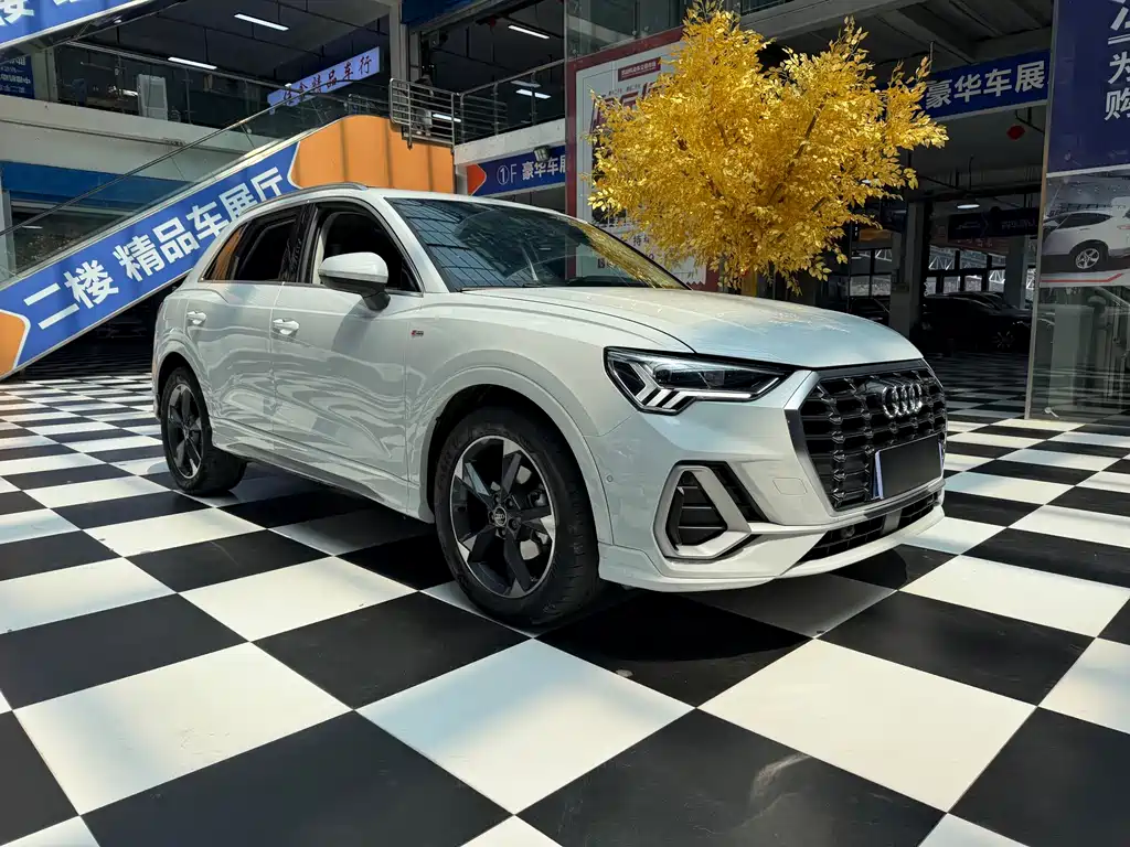 Audi Q3 2022