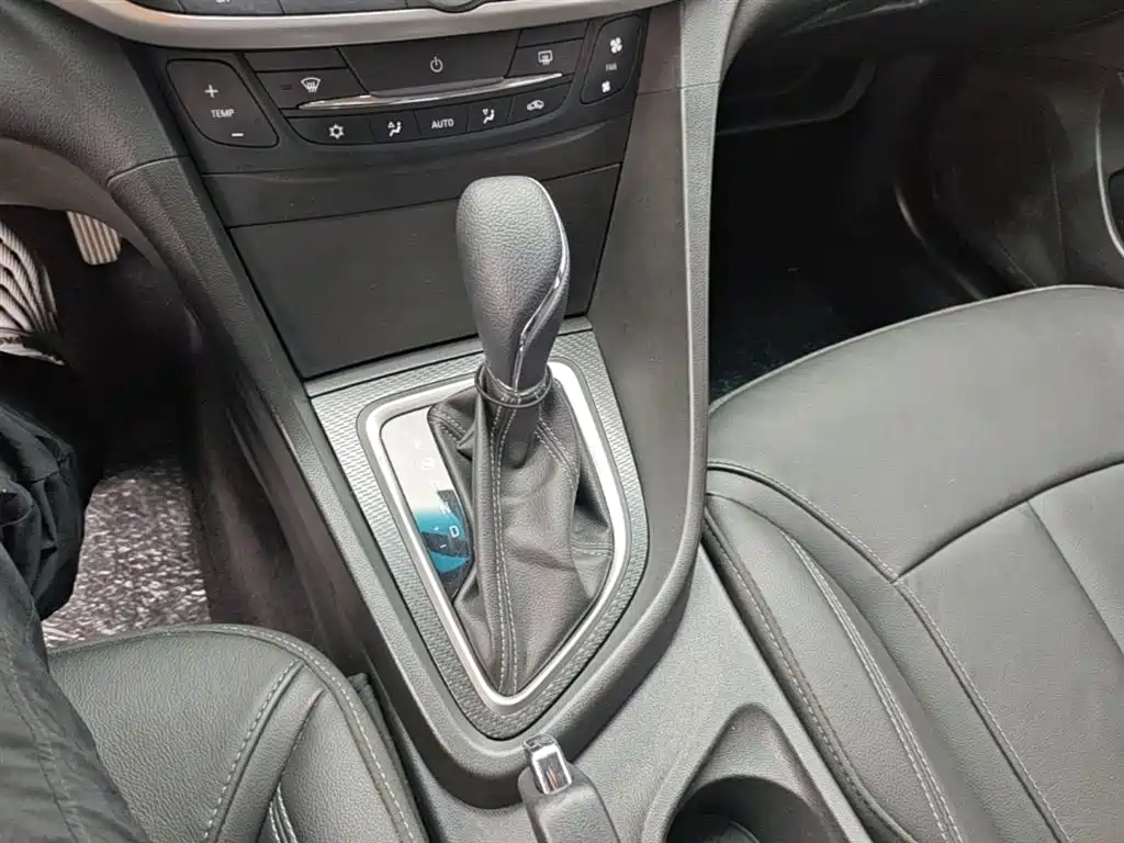 Buick Excelle 2020 — фото 14