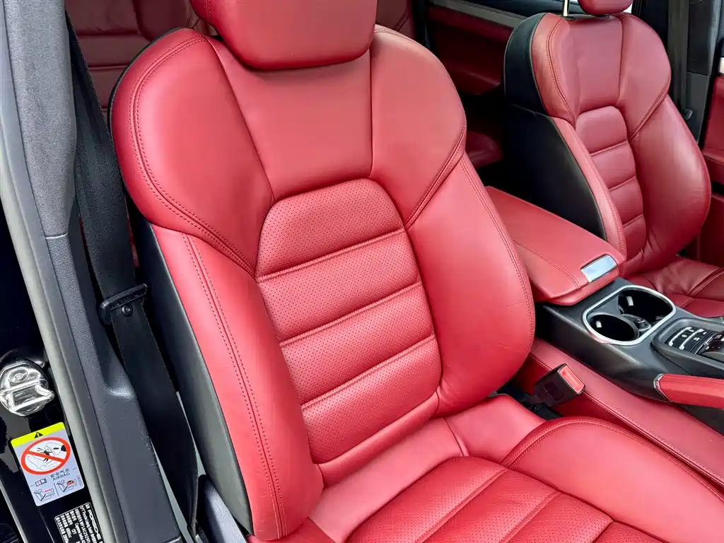 Porsche Cayenne 2017 — фото 19