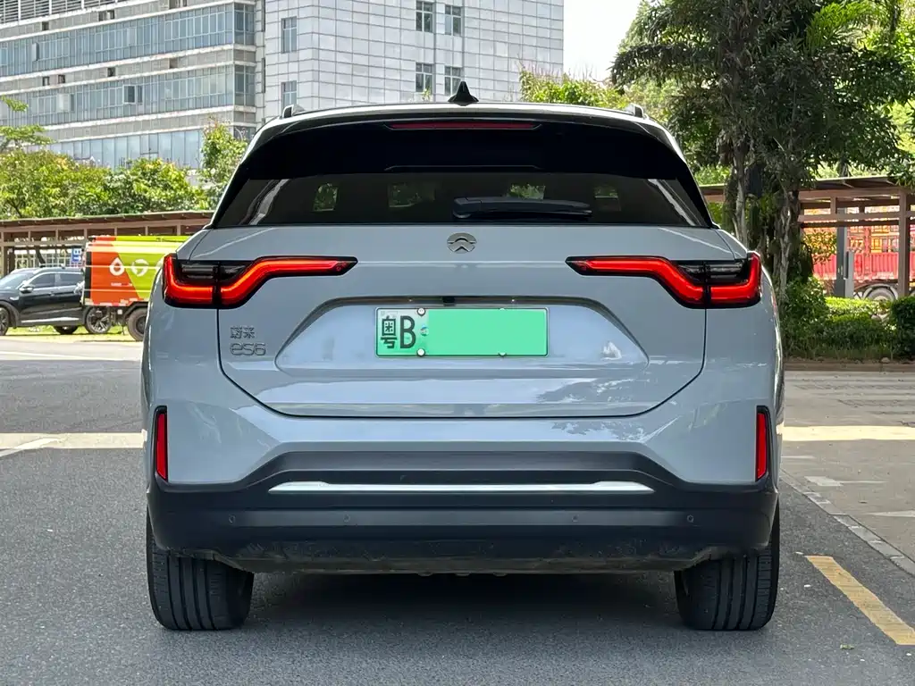 NIO ES6 2020