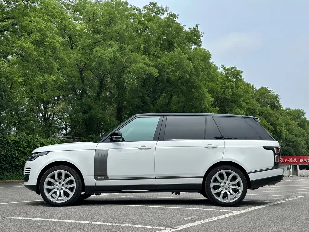Land Rover Range Rover 2022 — фото 15