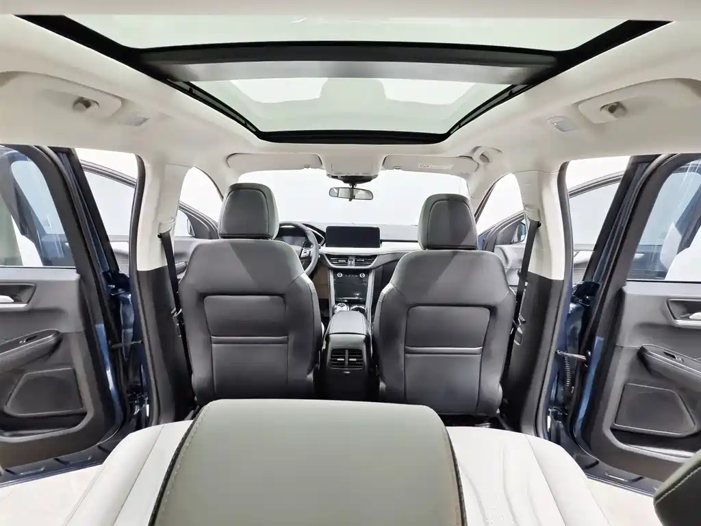 Ford Escape 2025 — фото 10