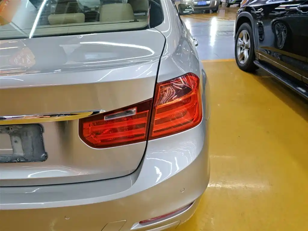 BMW 3 Series 2015 — фото 8
