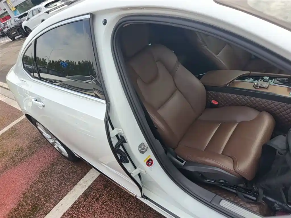 Volvo S90 2020 — фото 25