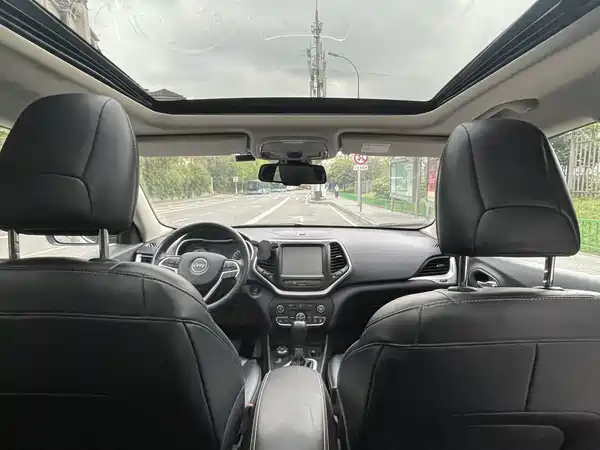 Jeep Cherokee 2015