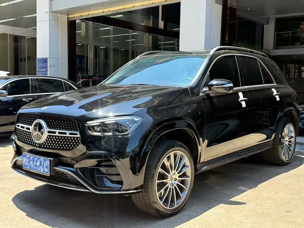Mercedes-Benz GLE 2024 — фото 1