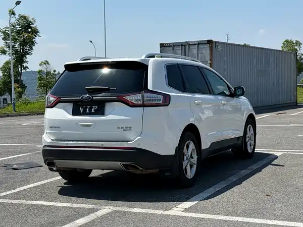 Ford Edge 2015