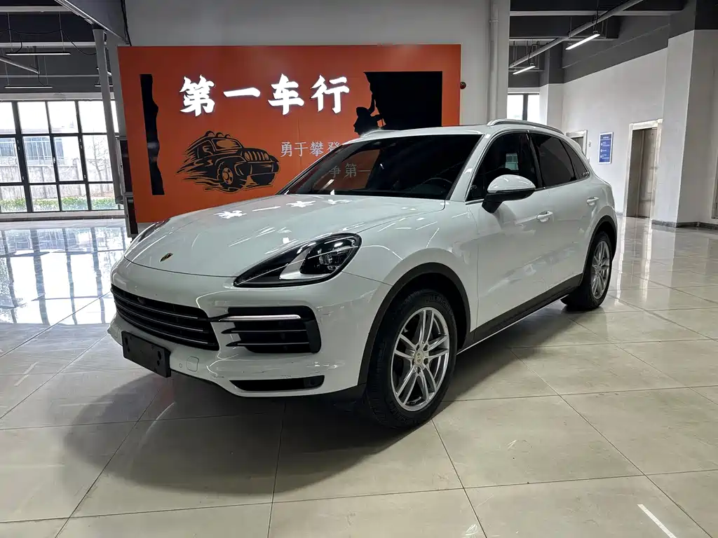 Porsche Cayenne 2019 — фото 1