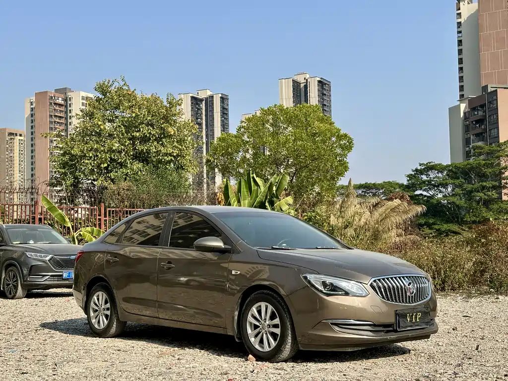 Buick Excelle 2017 — фото 2
