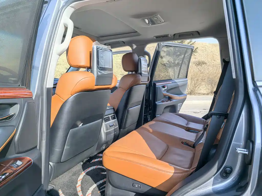 Lexus LX 2013 — фото 12