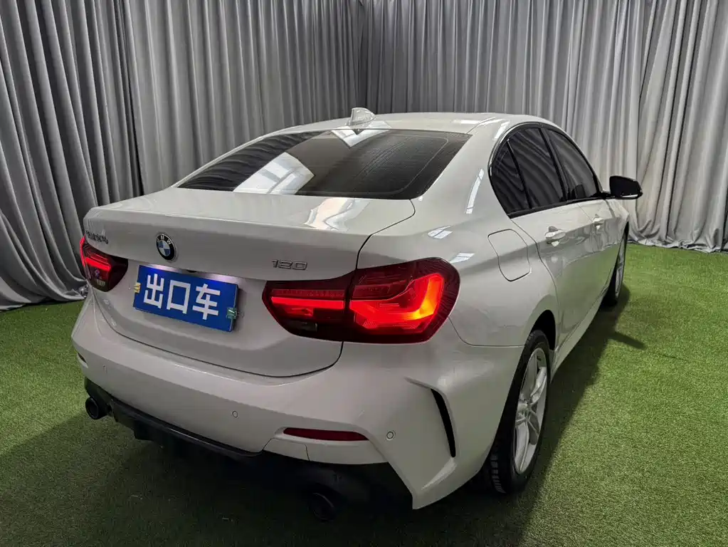 BMW 1 Series 2023