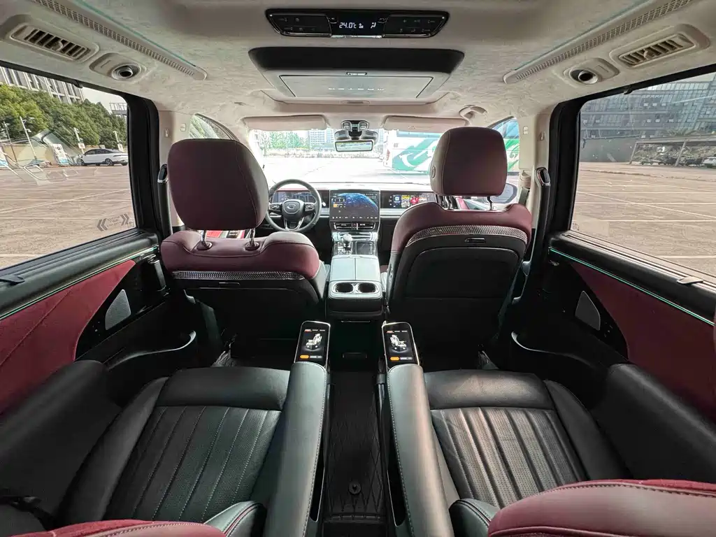 GAC Motor Trumpchi E9 2024 — фото 17