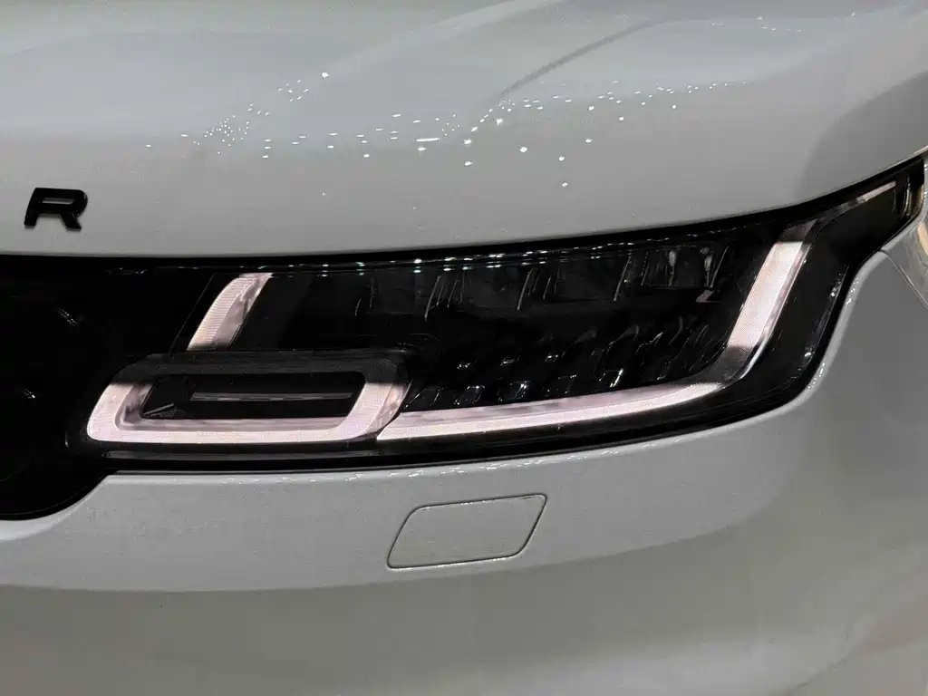 Land Rover Sport 2021 — фото 9
