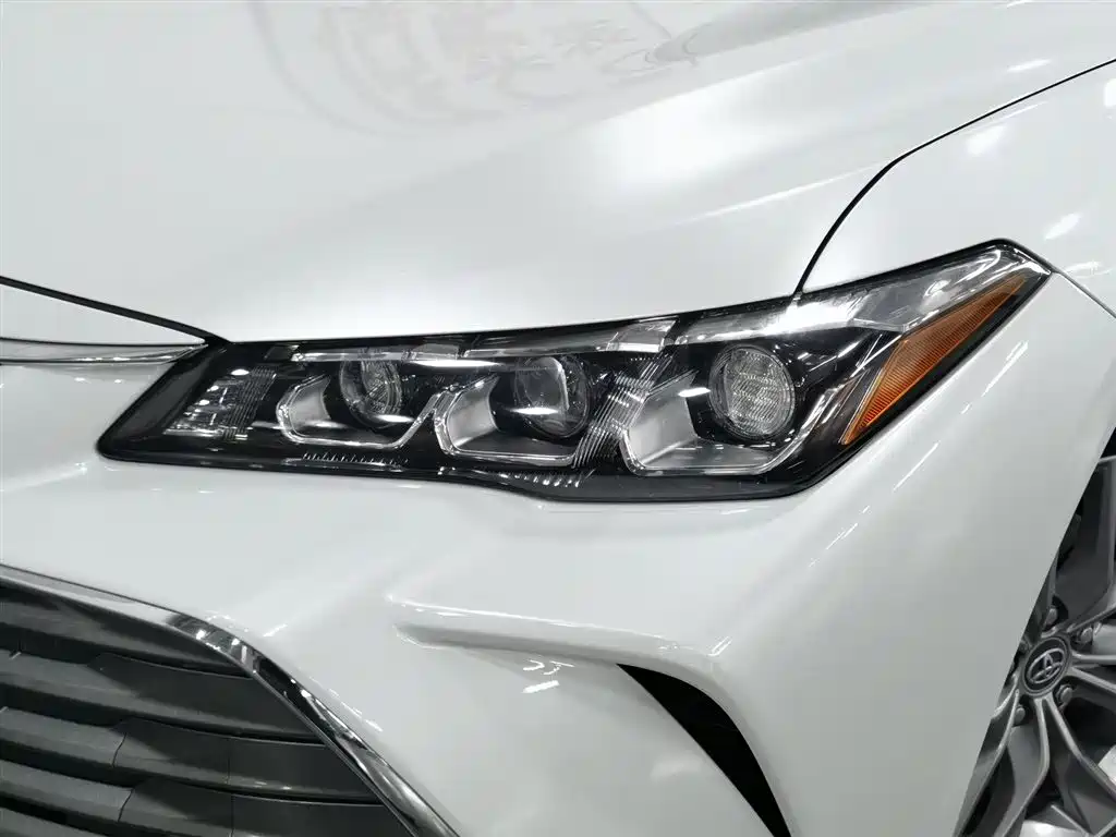 Toyota Avalon 2021