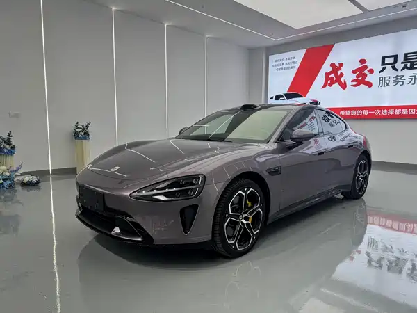Xiaomi SU7 2024