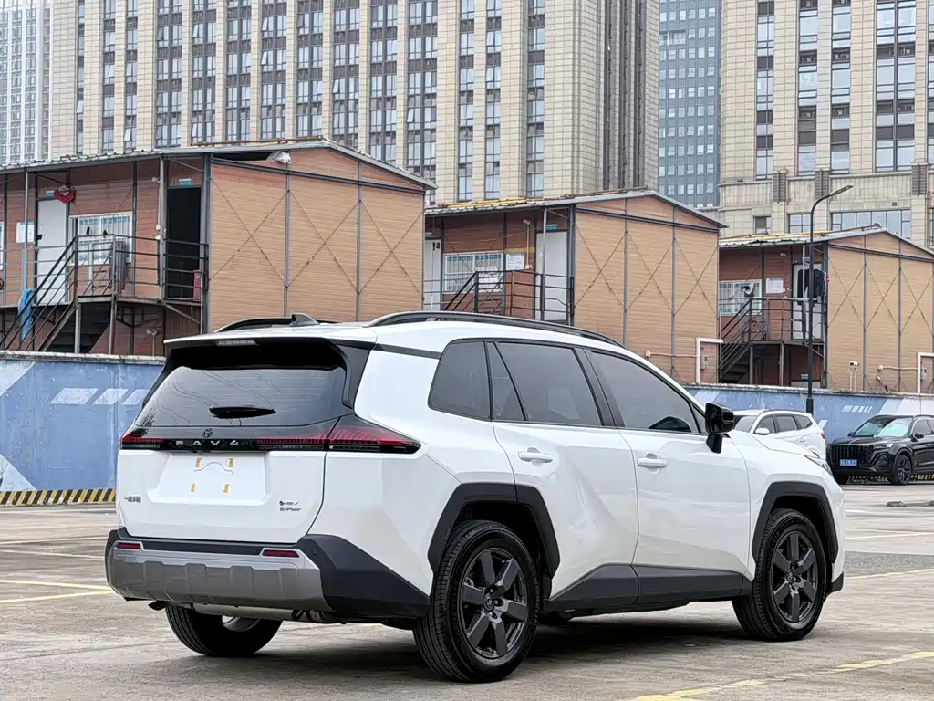 Toyota RAV4 2026