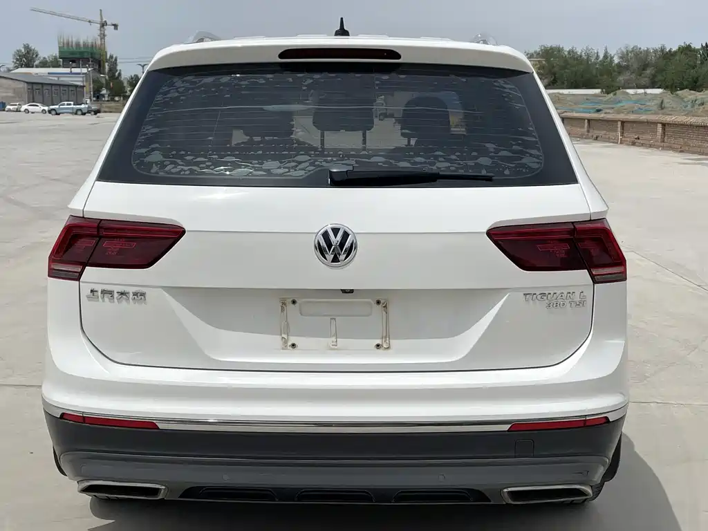 Volkswagen Tiguan L 2018 — фото 8