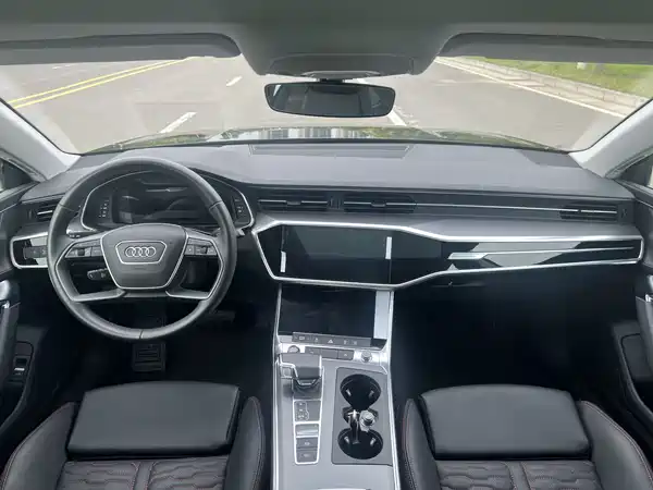 Audi A7 2024