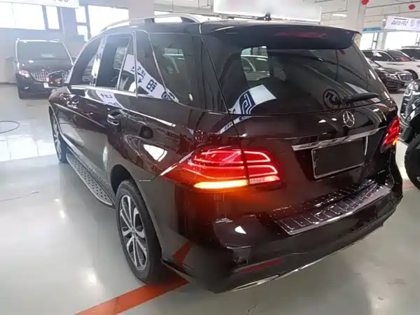 Mercedes-Benz GLE 2017