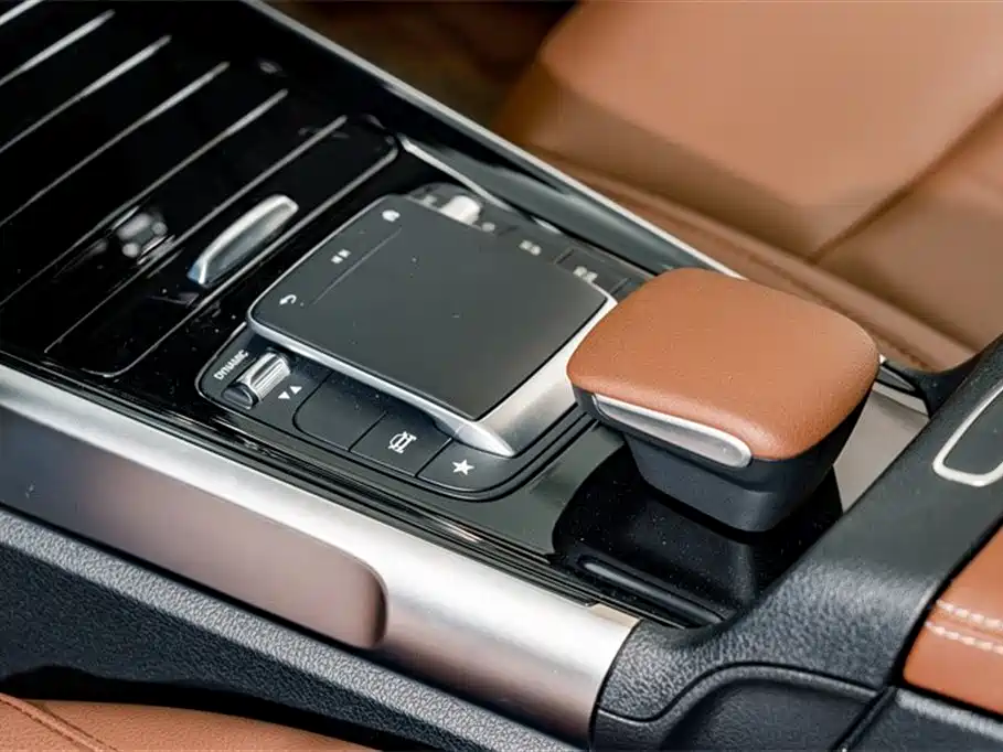 Mercedes-Benz GLB 2023 — фото 16