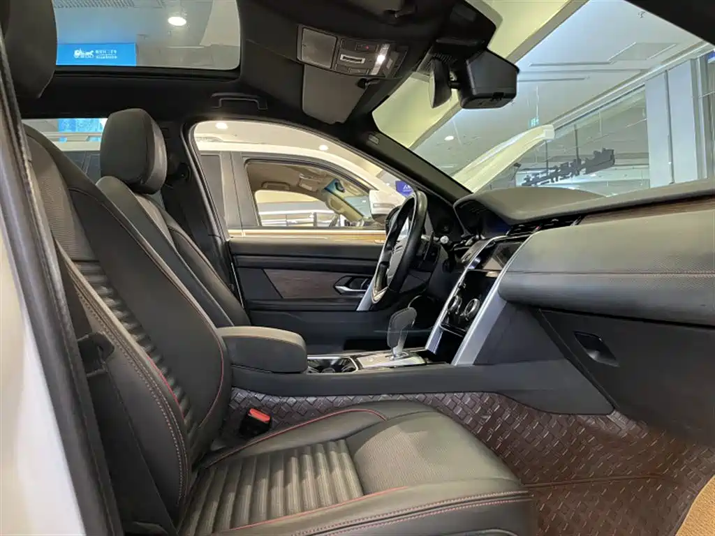 Land Rover Discovery Sport 2020 — фото 8