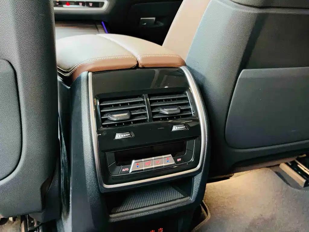 BMW X7 2022 — фото 10