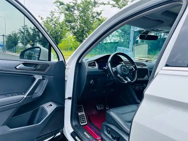 Volkswagen Tiguan L 2021