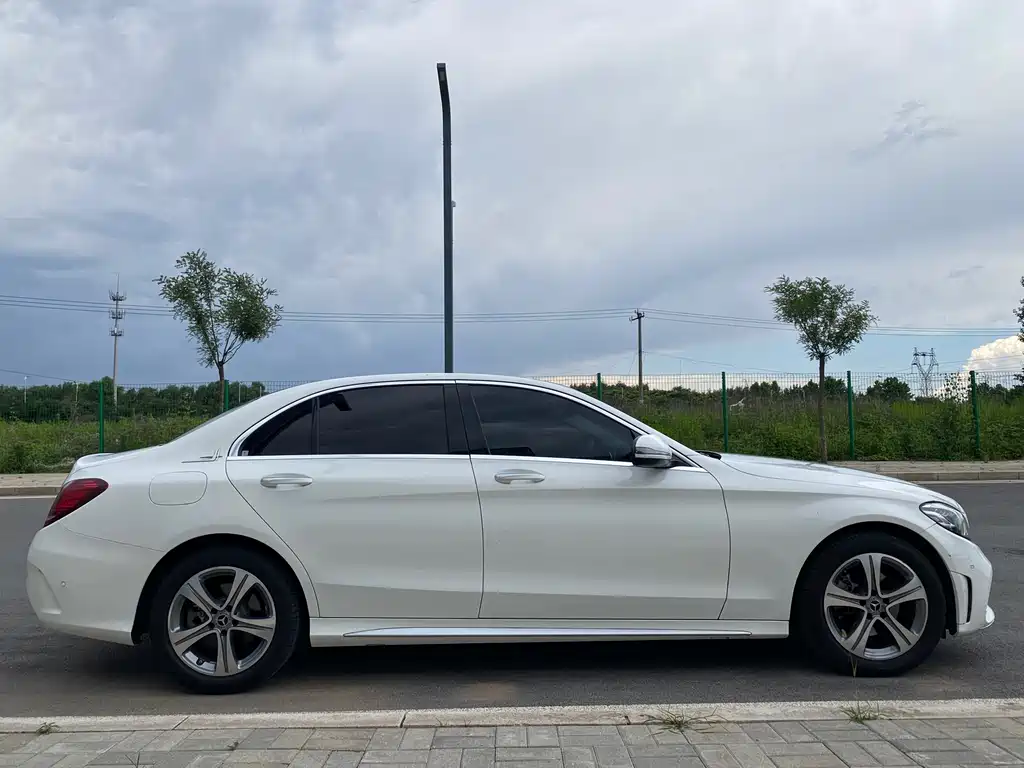 Mercedes-Benz C-Class 2021 — фото 3