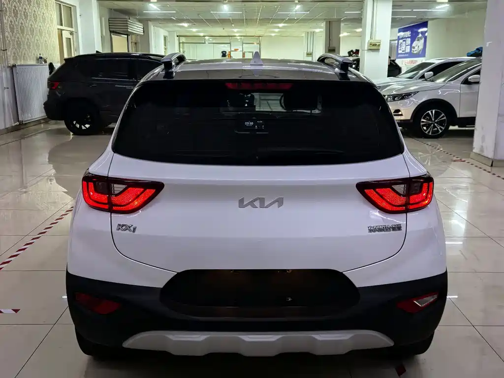 Kia KX1 2022 — фото 11