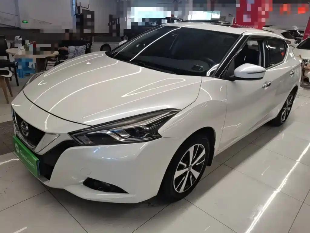 Nissan Bluebird 2019