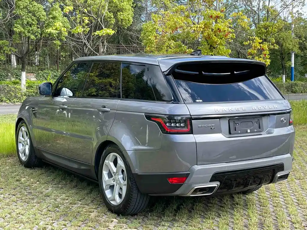 Land Rover Sport 2021 — фото 6