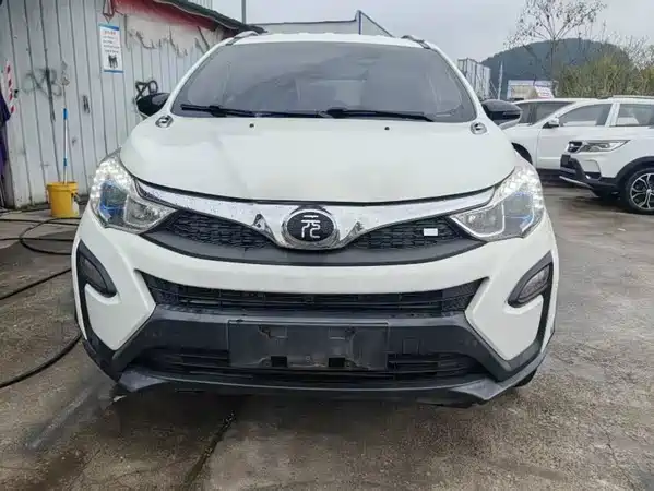 BYD Yuan 2017