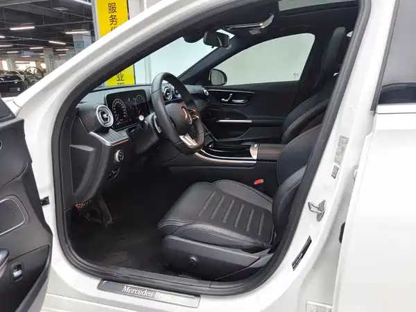 Mercedes-Benz C-Class 2022