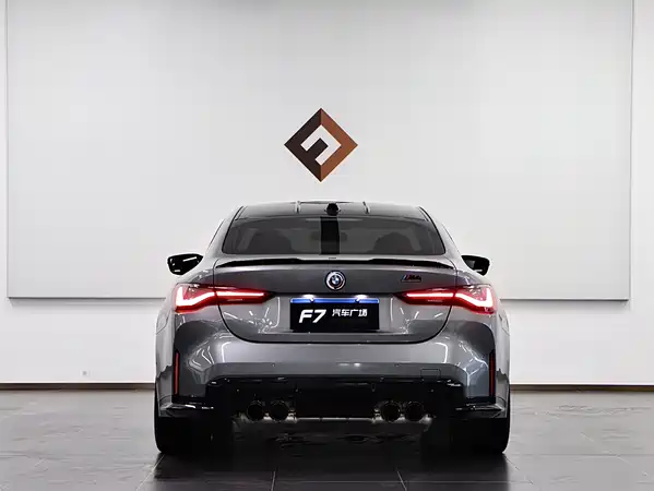BMW M4 2024