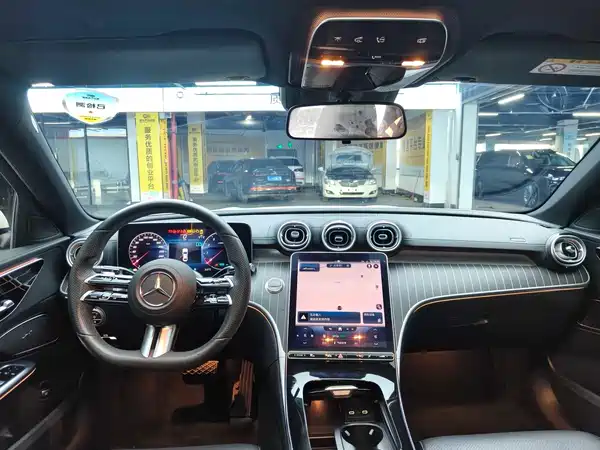 Mercedes-Benz C-Class 2022