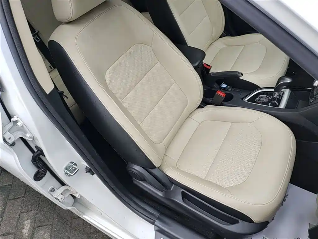Changan V7 2016 — фото 25