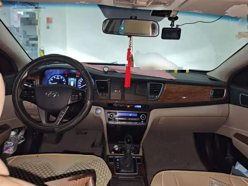 Hyundai Mistra 2015 — фото 13
